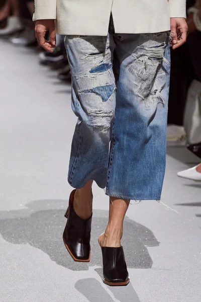 Look 23
